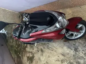 Yamaha Majesty 2020