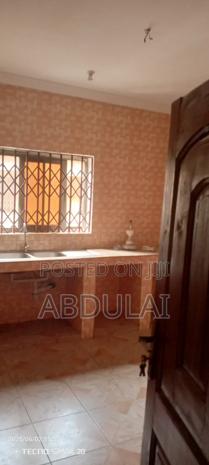 2bdrm Apartment in Abu Abdulai Property, Police Station for rent