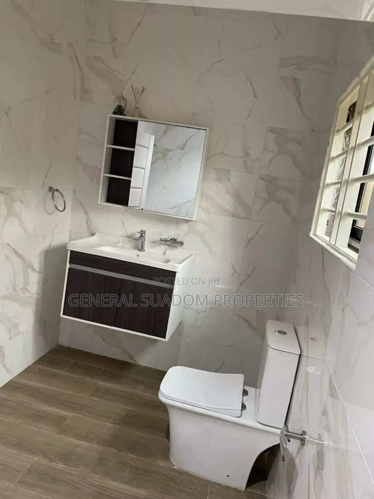 3bdrm Apartment in Suadom Properties, Tseaddo for rent