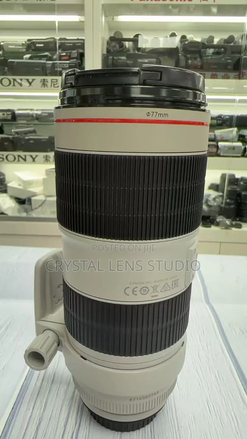 99% New Canon 70-200mm Mark I Is F2.8 Usm