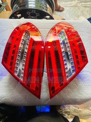 W204 Tail Light C250