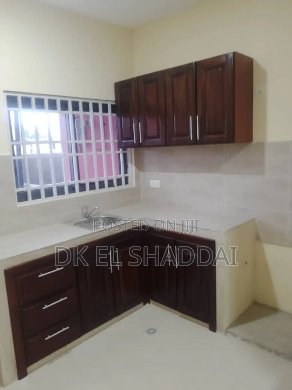 2bdrm House in Pokuase for rent