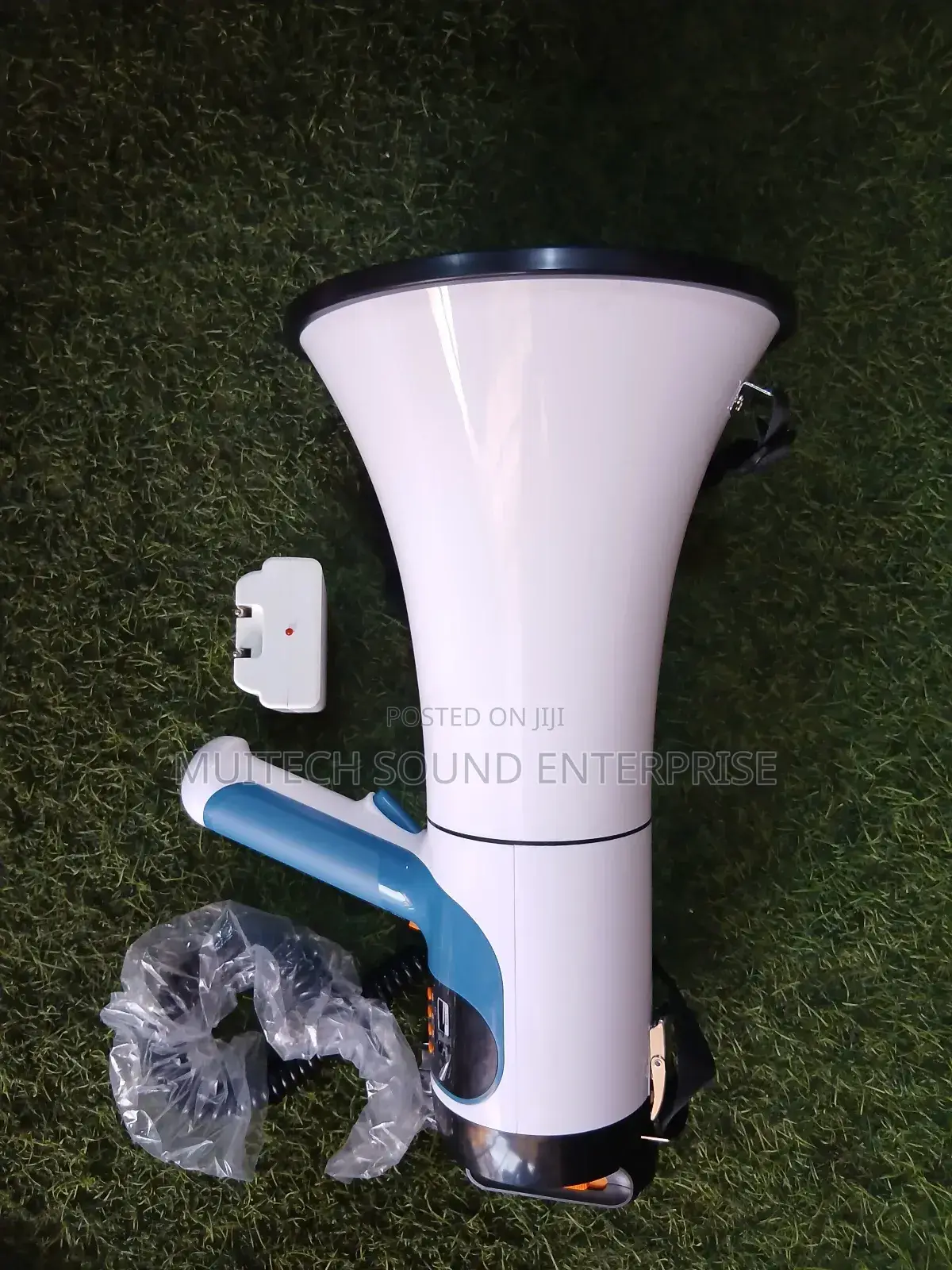 Megaphone Battery
