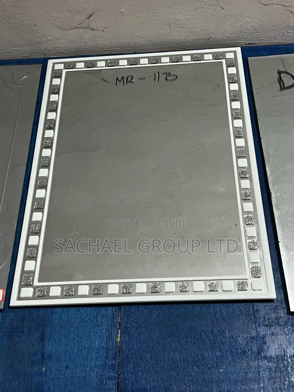 Exquisite Fabricated Mirrors
