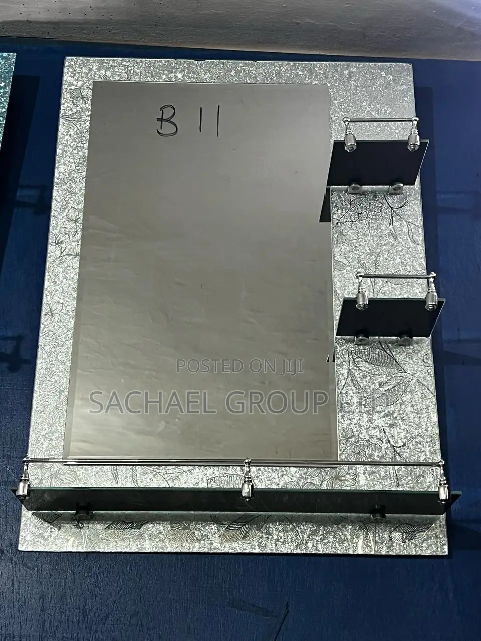 Exquisite Fabricated Mirrors