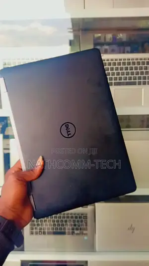 Laptop Dell Latitude 14 E7470 16GB Intel Core I7 HDD+SSD 256GB