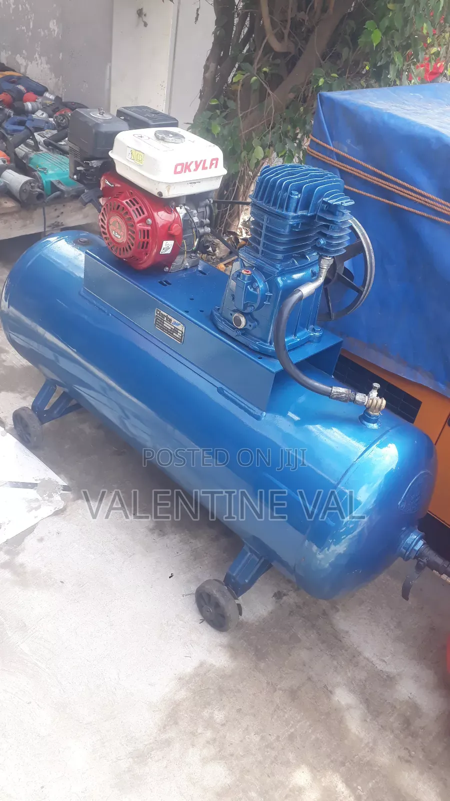 200 Liters Compressor/ Spraying Machine Working Perfectly
