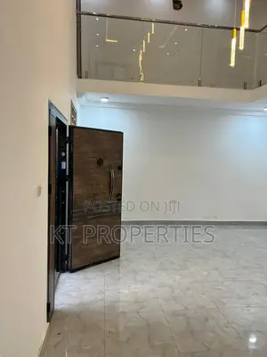 4bdrm Duplex in Millenium City for sale