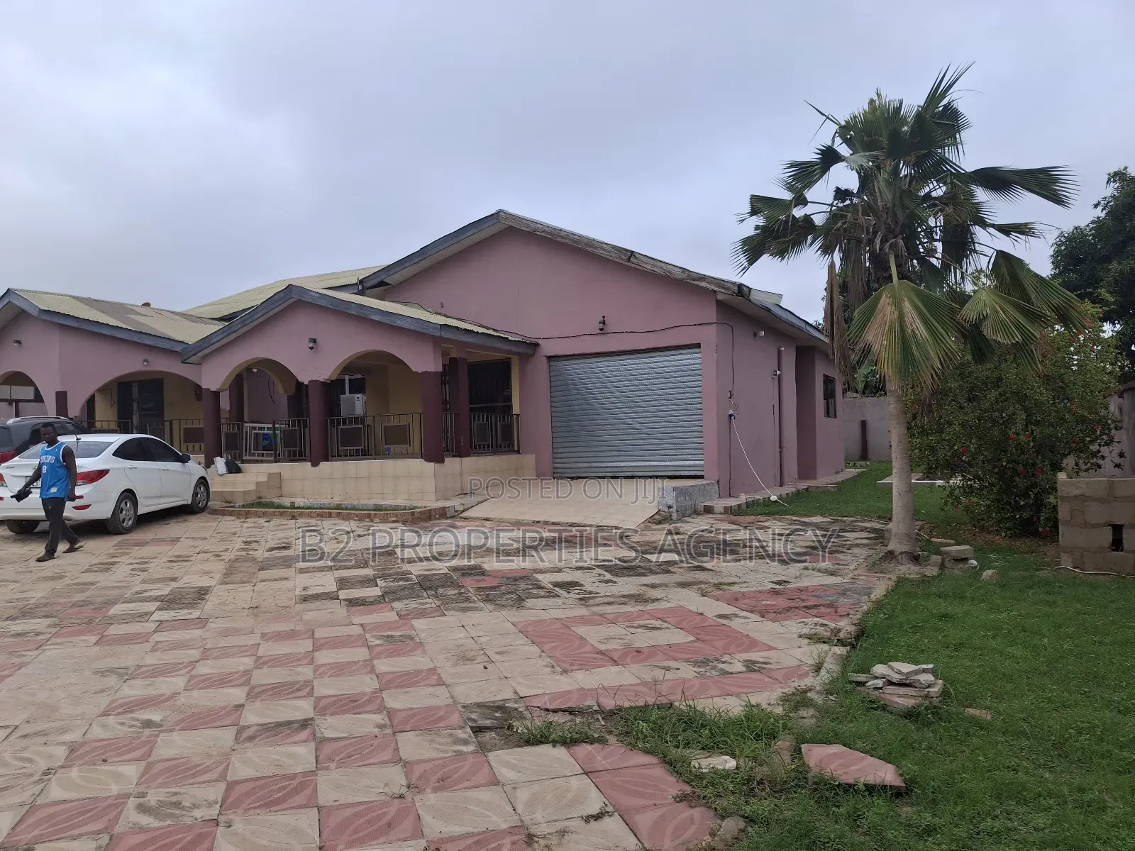 Furnished 5bdrm House in B2 Properties Agency, Kumasi Metropolitan