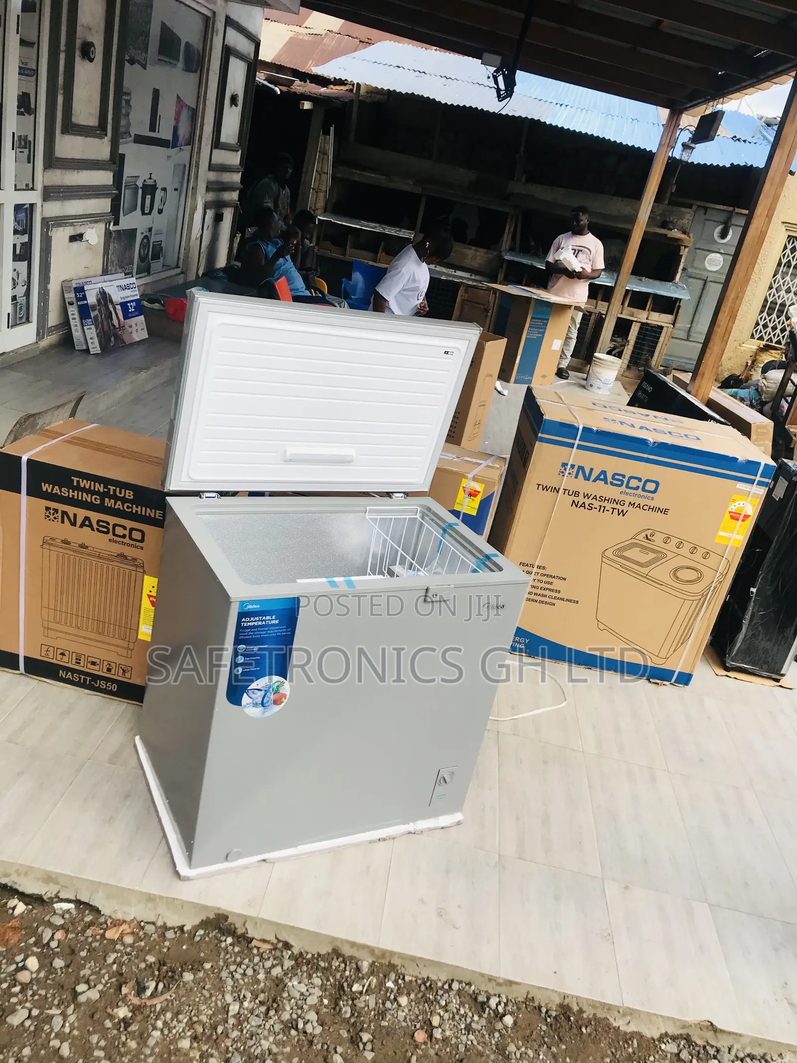 Get Secured Midea Singledoor 200 Liters Grey Freezer