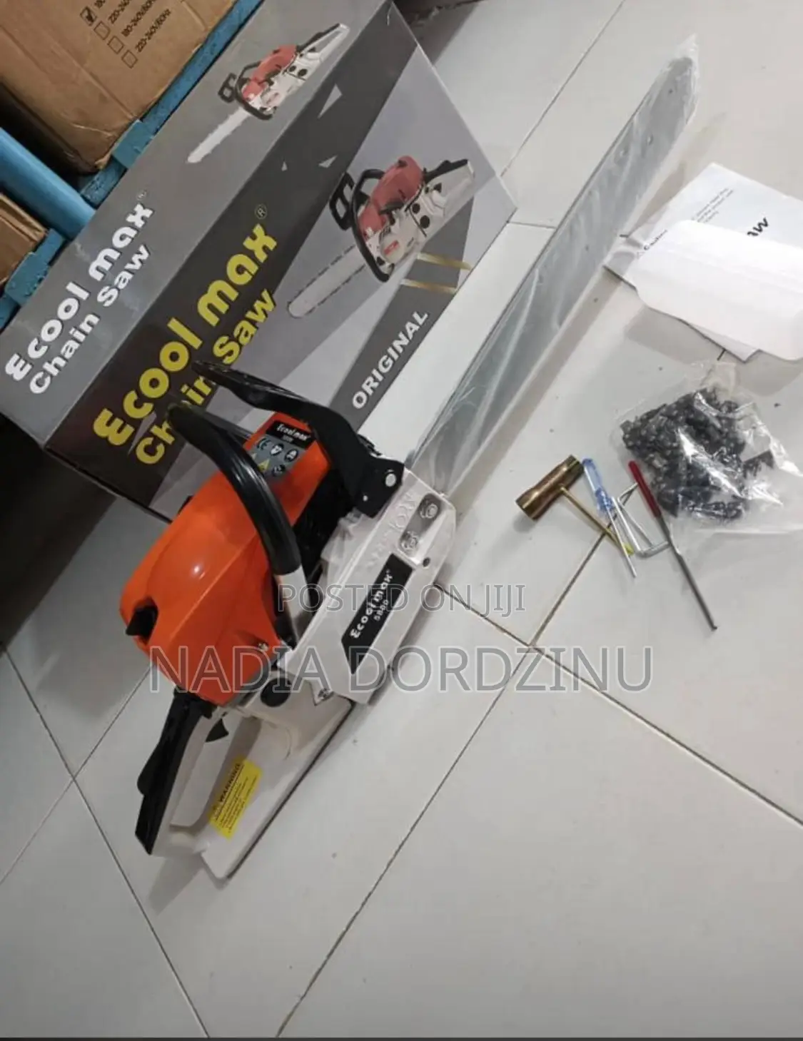 Chain Saw Machine