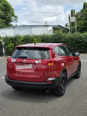 Toyota RAV4 LE 4dr SUV AWD (2.5L 4cyl 6A) 2015 Red