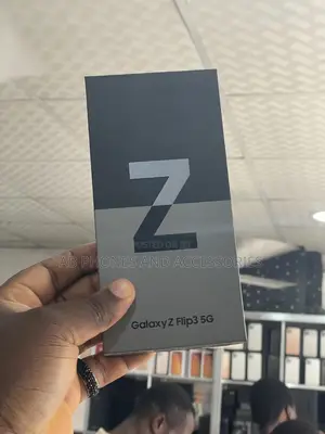 New Samsung Galaxy Z Flip3 5G 256 GB Black