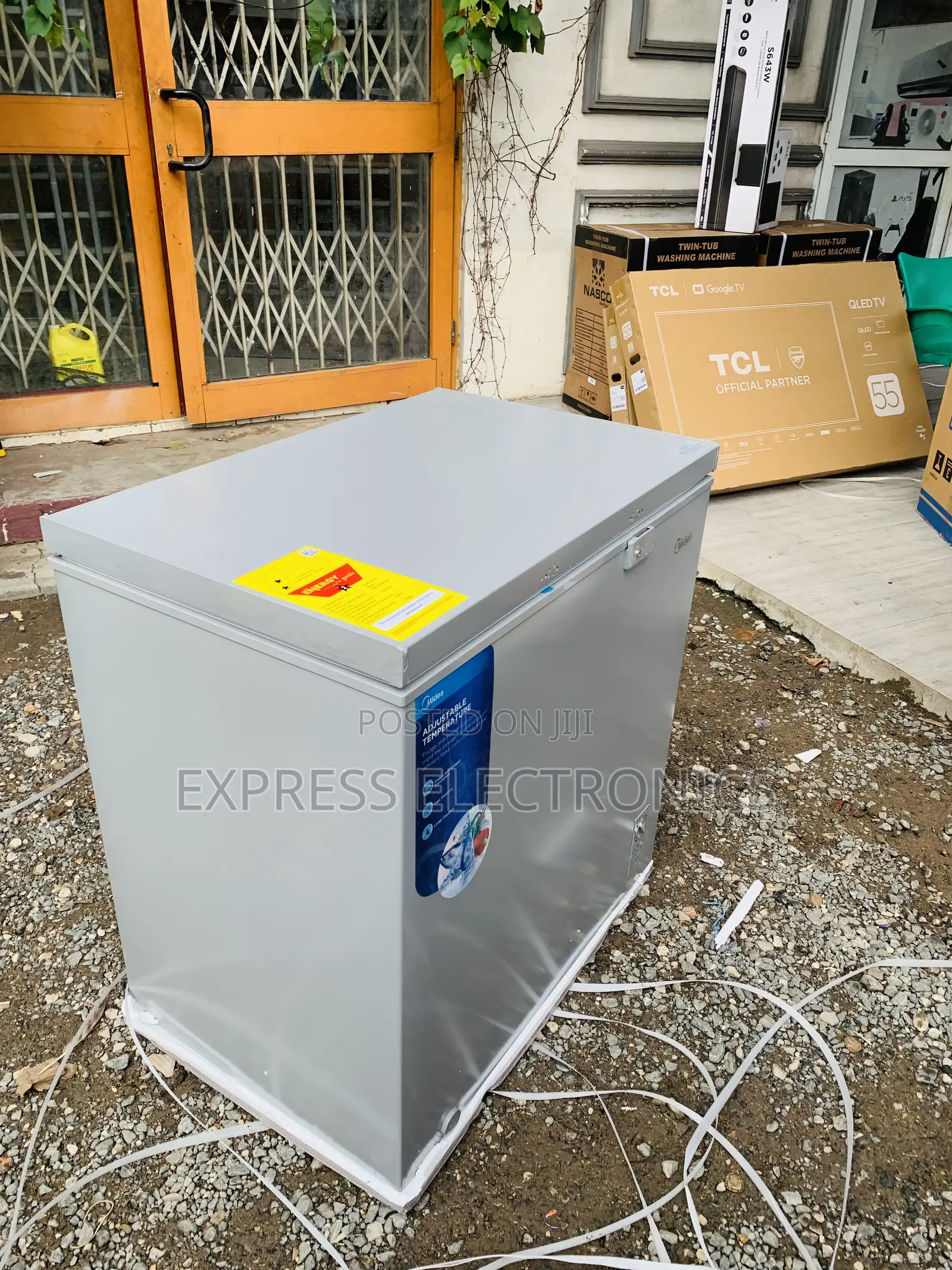 Cool Price Chest Freezer Single Door 200l Midea Grey