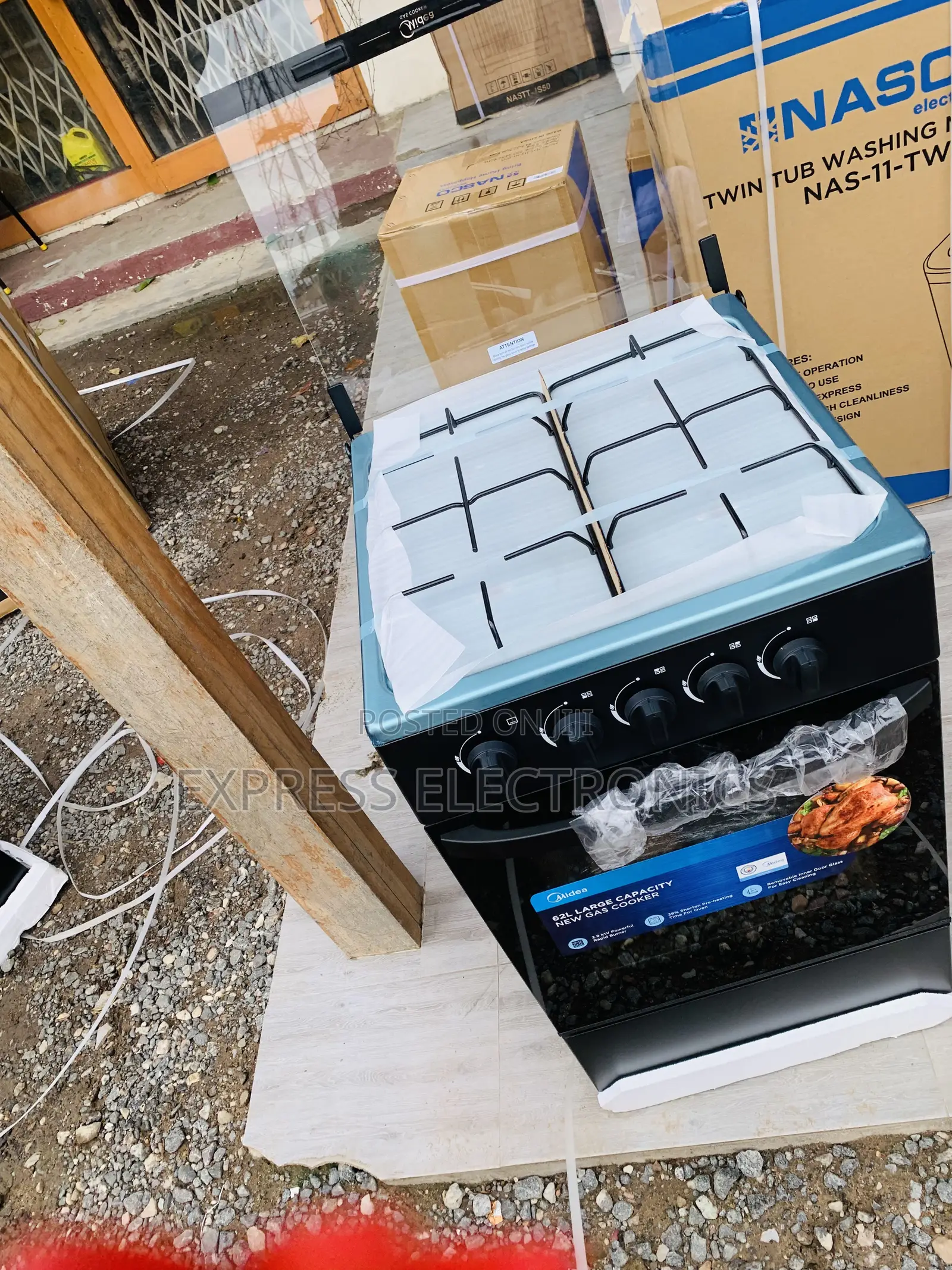 Newly Sealed in Box Midea 4burner Gas Cooker