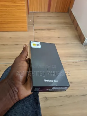 New Samsung Galaxy S23 128 GB Black