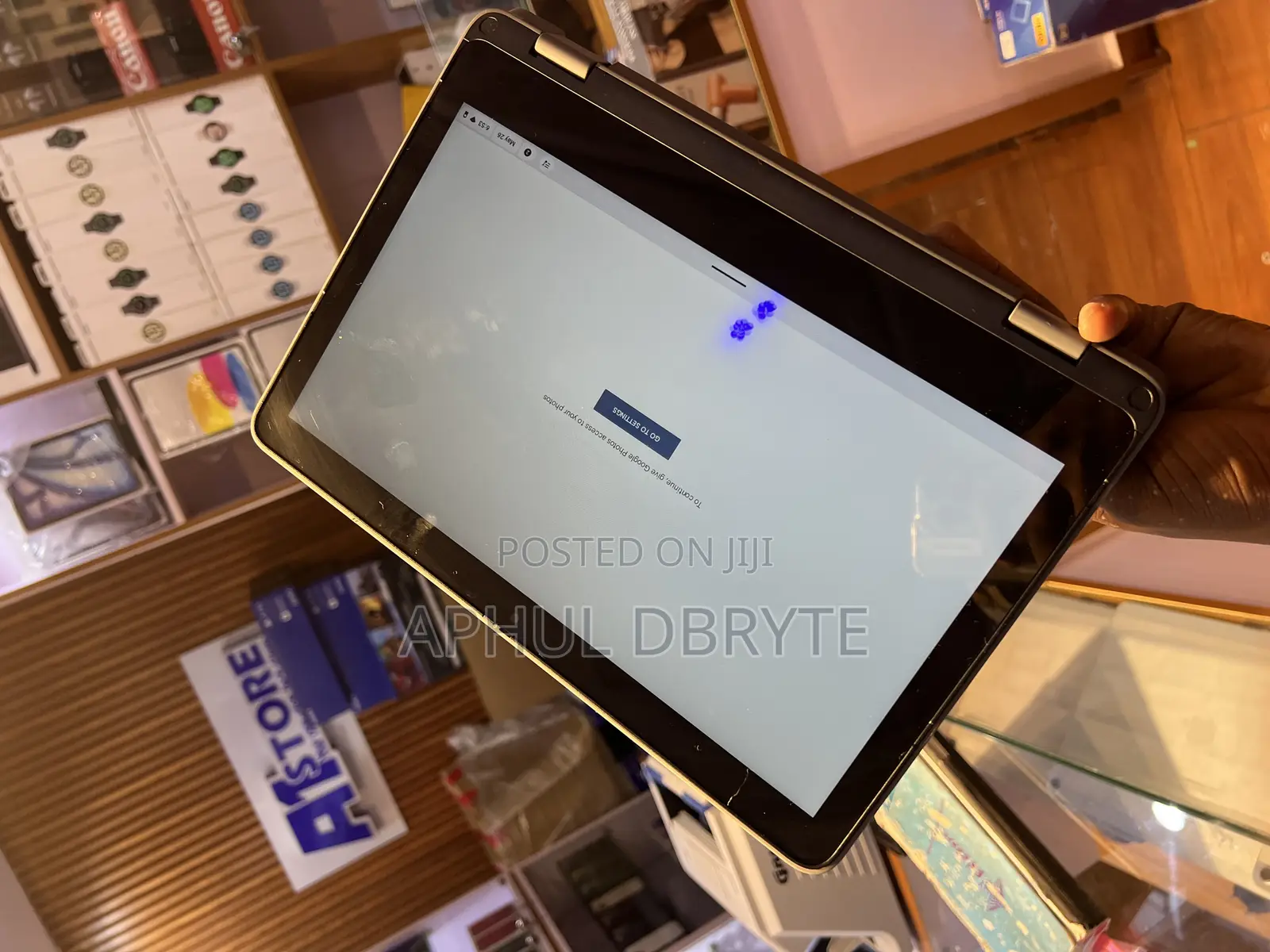 Laptop Lenovo 300e 4GB SSD 256GB