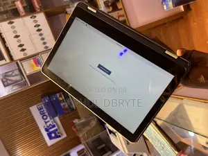 Laptop Lenovo 300e 4GB SSD 256GB