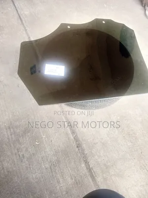 Range Rover Sport 2018 Back Door Glass Tinted