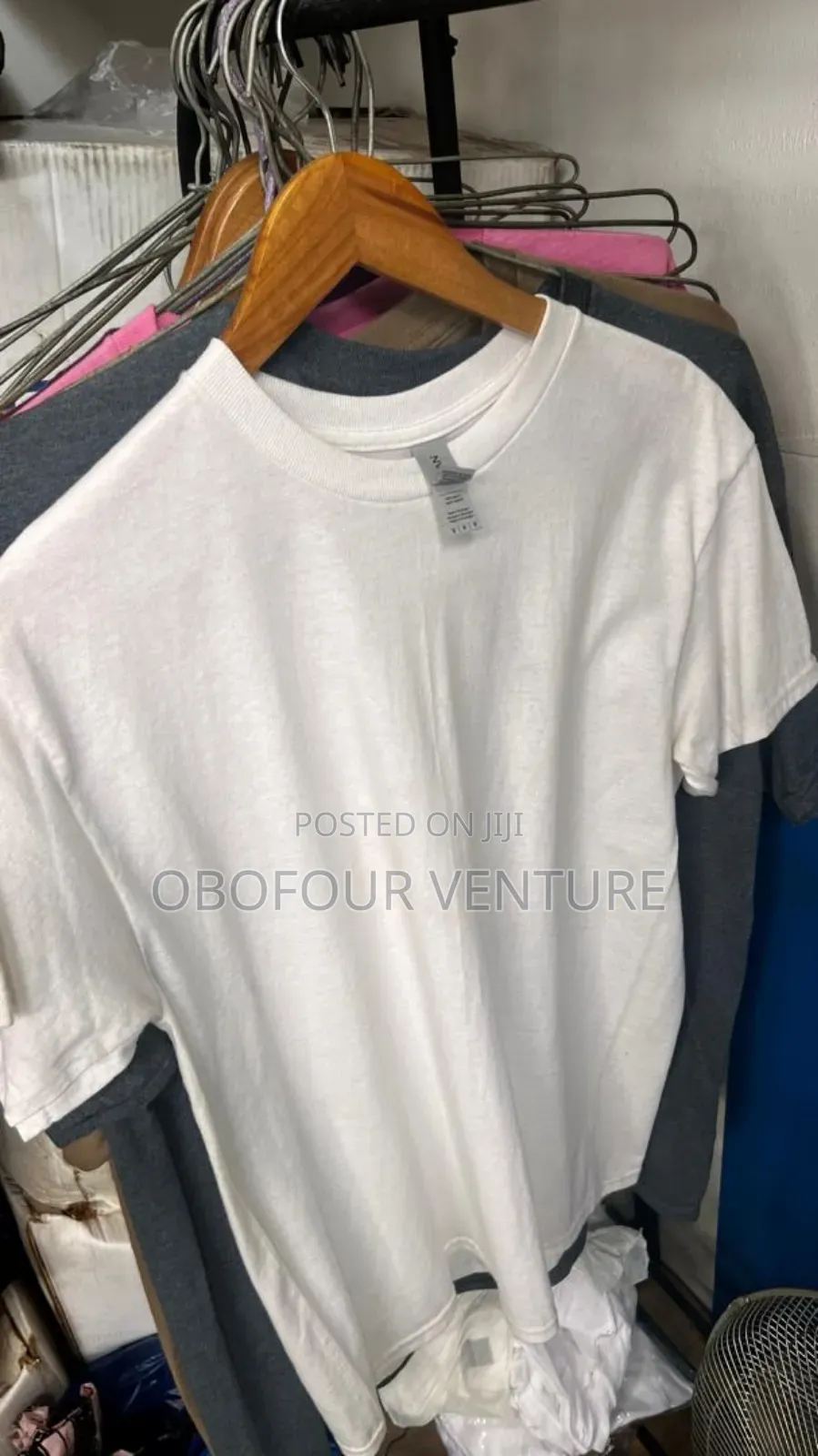 Quality and Affordable Round Neck From Usa  6436