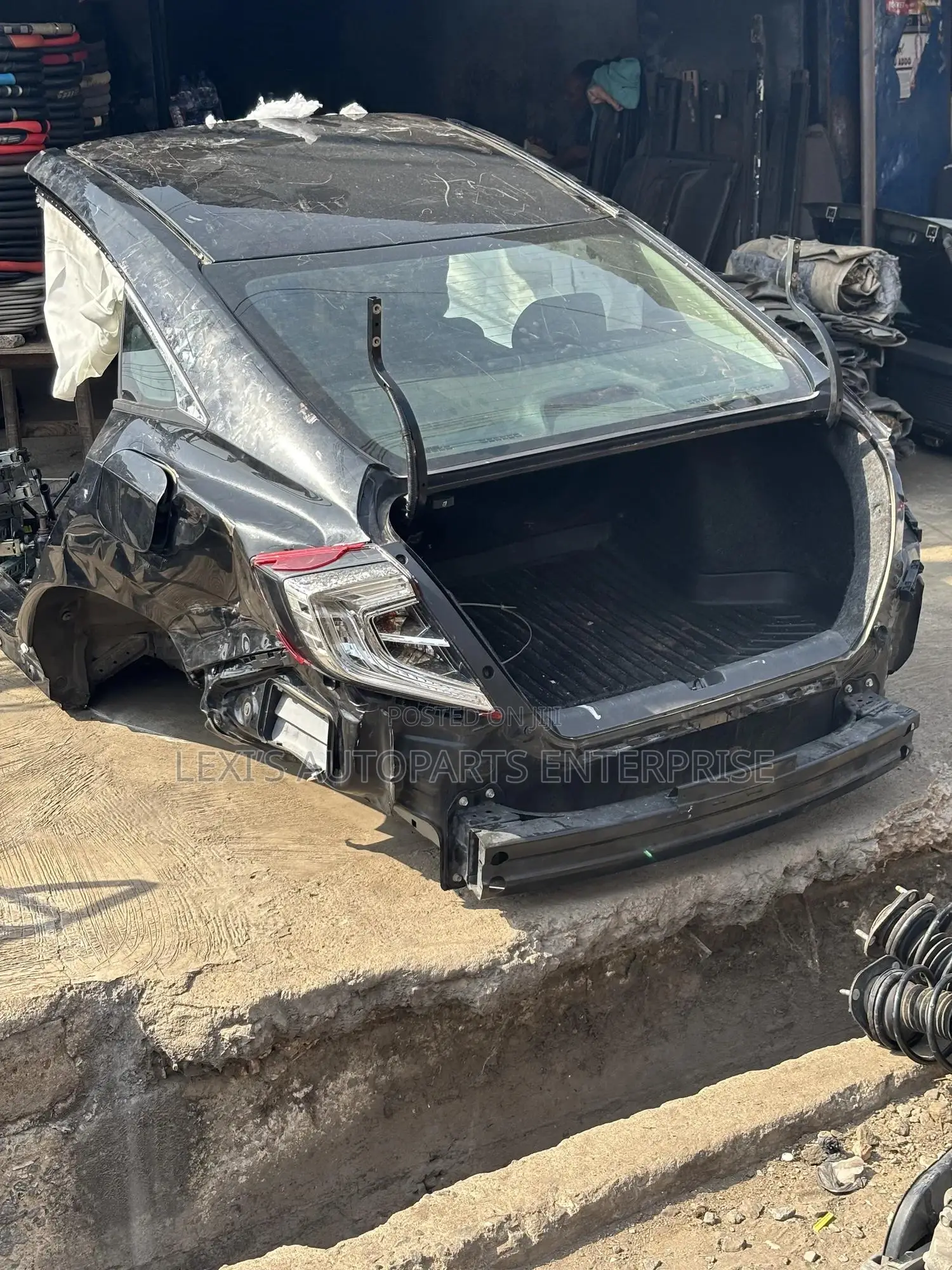 Honda Civic 2017-2021 Back Cut