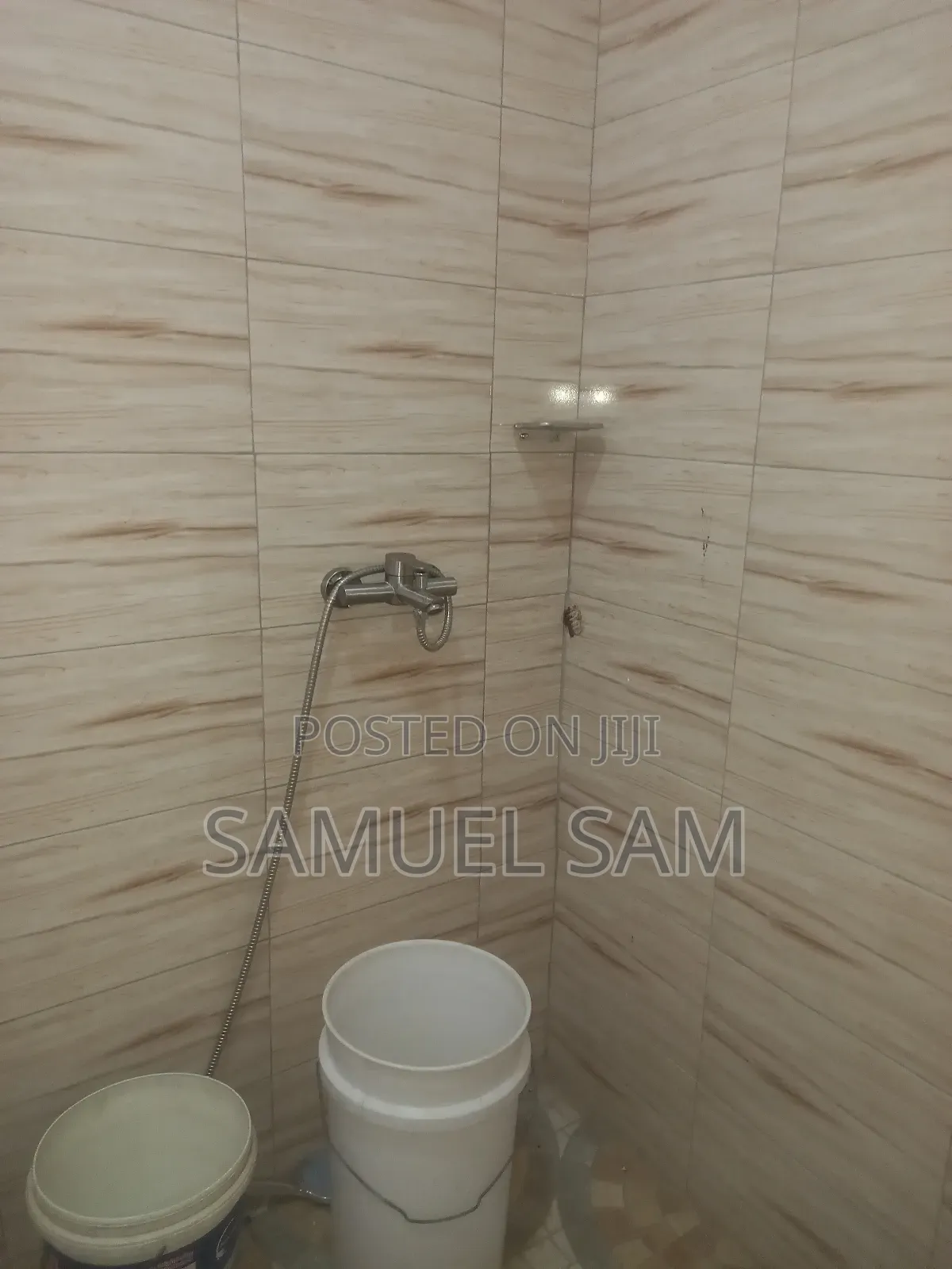 1bdrm Apartment in Port, Tema Metropolitan for rent
