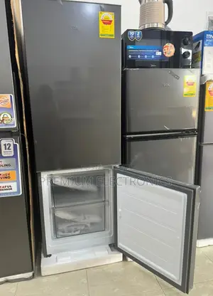 Tcl Refrigerator With Glass Shelf 163-litres Bottom Mount