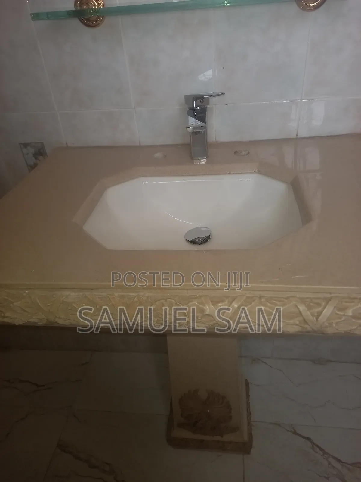 4bdrm Mansion in Com.3, Tema Metropolitan for rent
