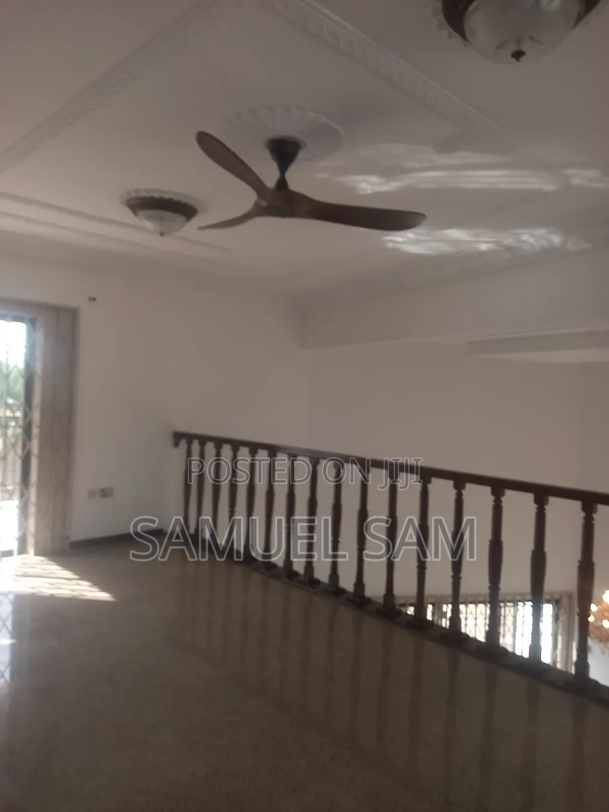 4bdrm Mansion in Com.3, Tema Metropolitan for rent