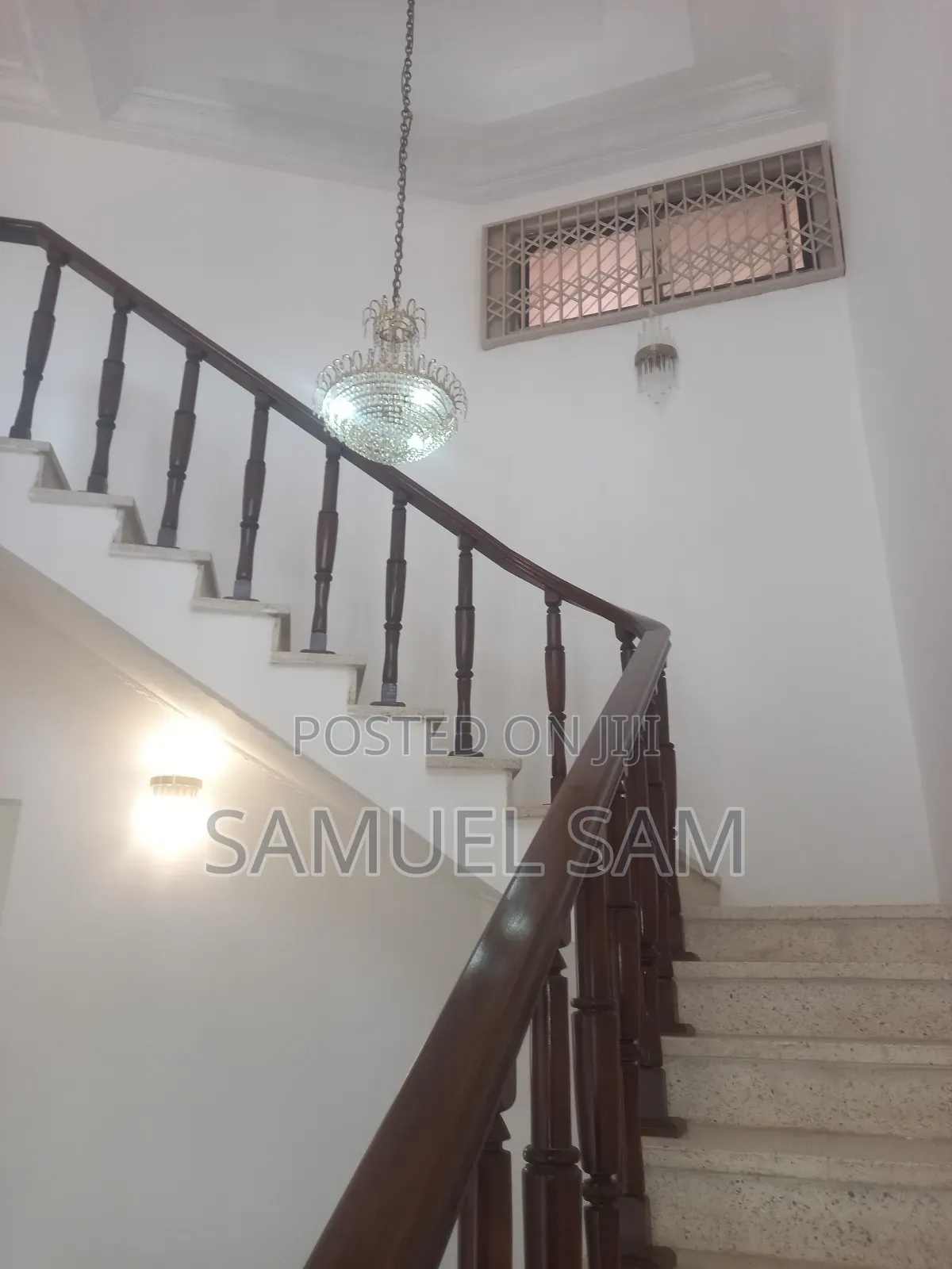 4bdrm Mansion in Com.3, Tema Metropolitan for rent