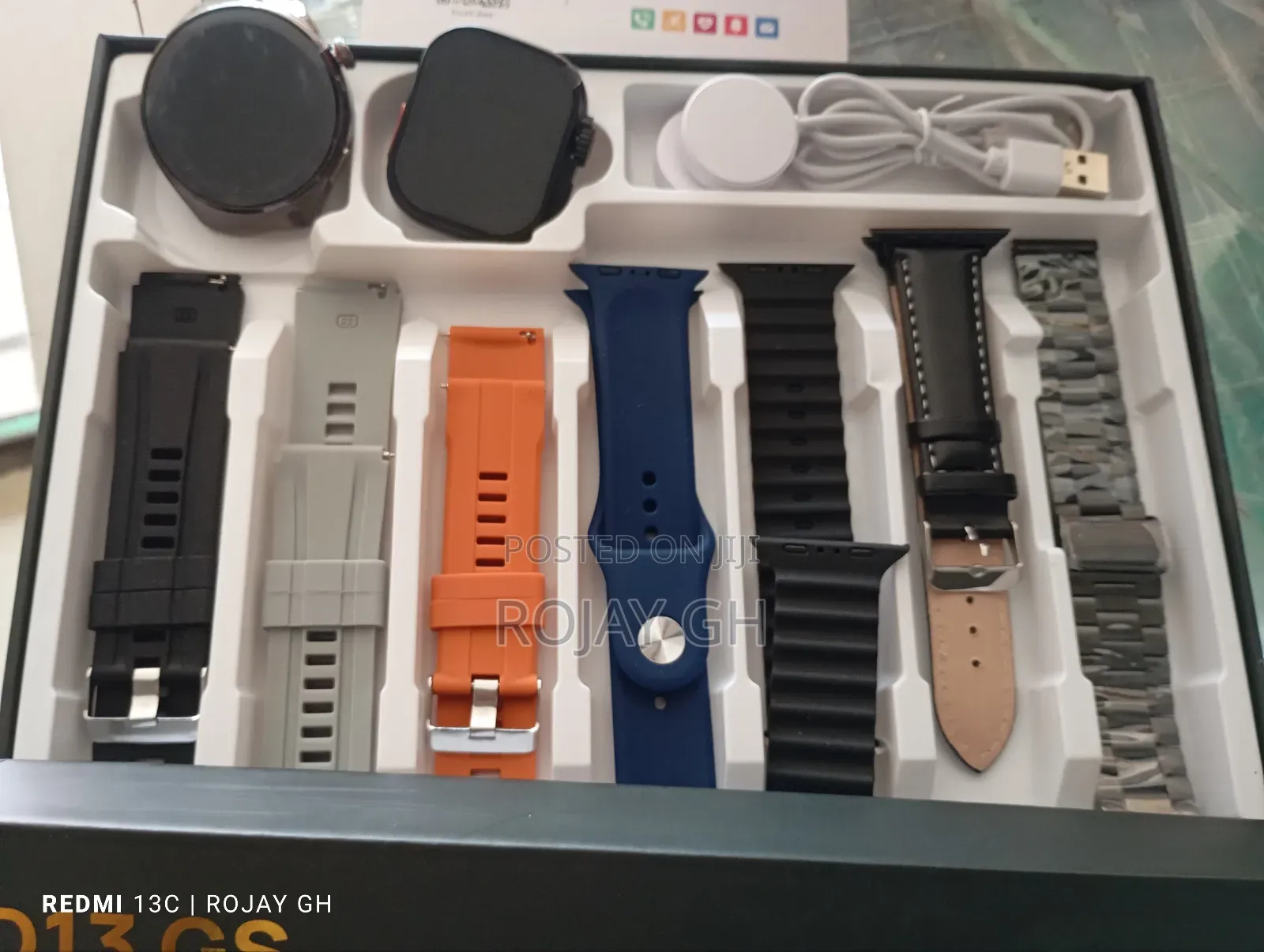 D13-Gs Smart Watch With 2 Smartwatches and 7 Straps - Black