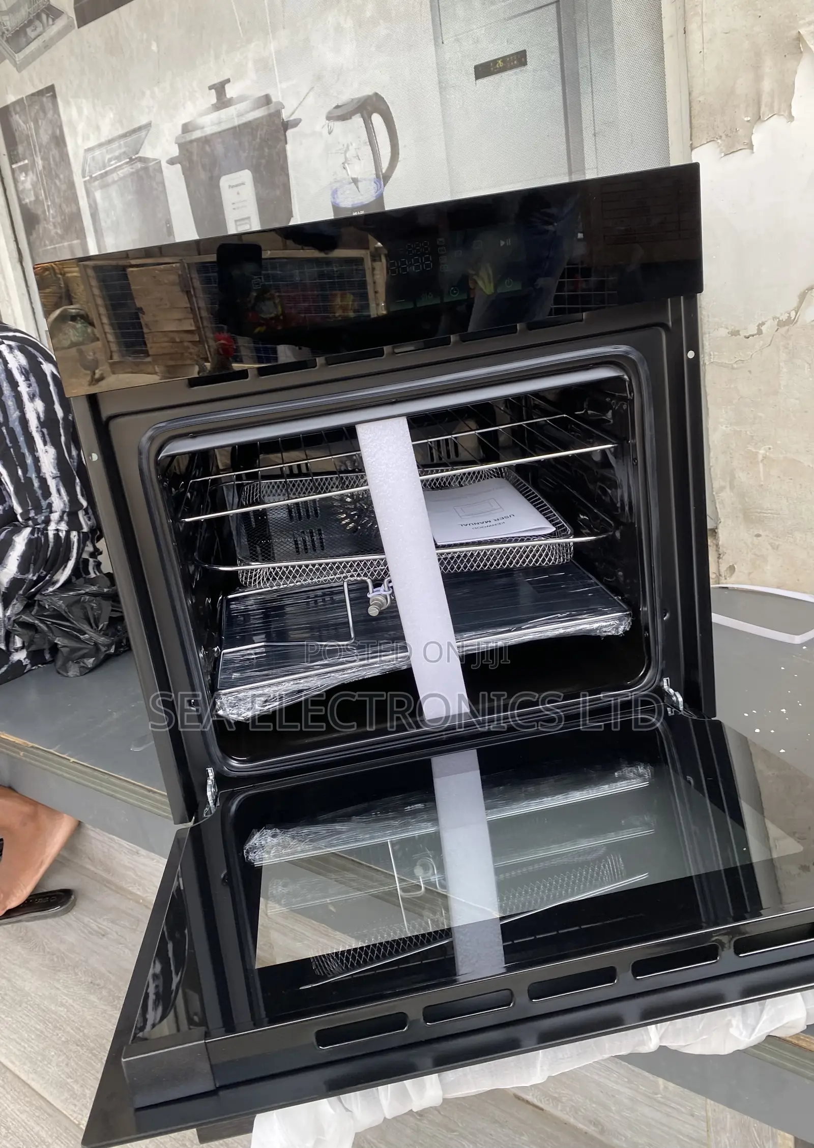 Kenwood Inbuilt Oven