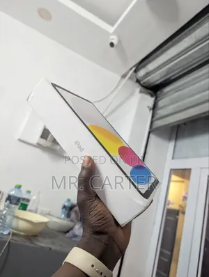New Apple iPad (2025) 128 GB Silver
