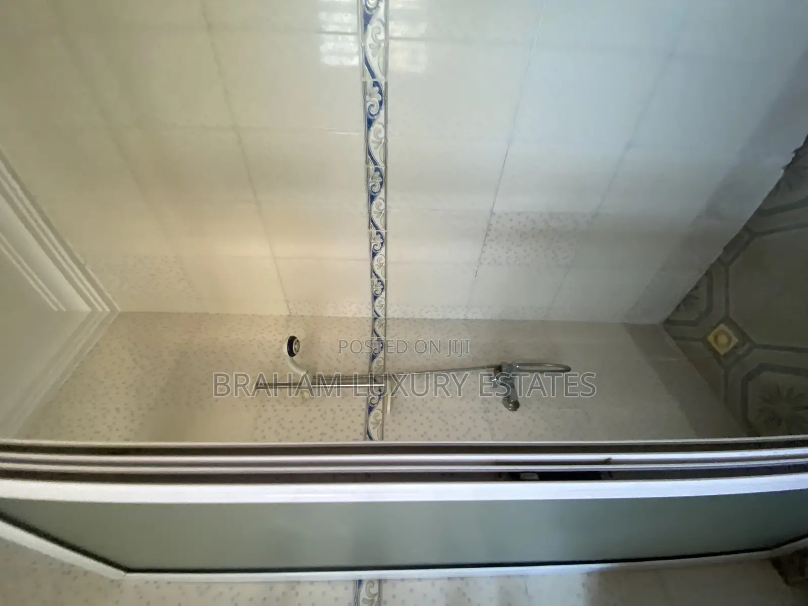2bdrm Apartment in Braham Luxury, Spintex for rent