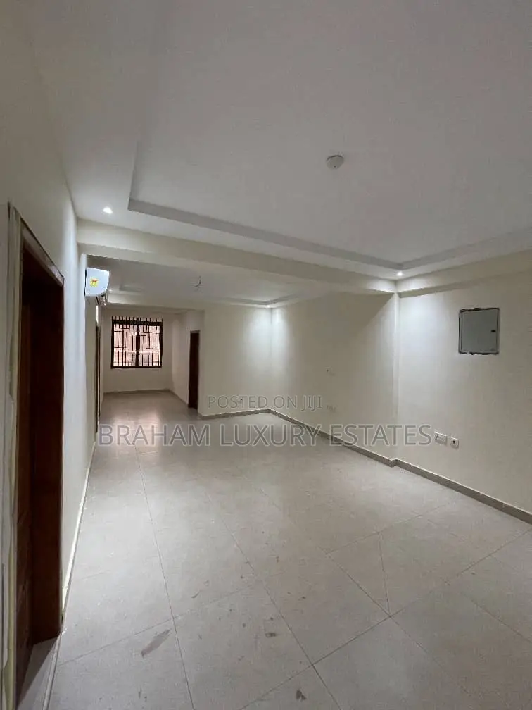 3bdrm Apartment in Braham Luxury, Manet Junction for rent