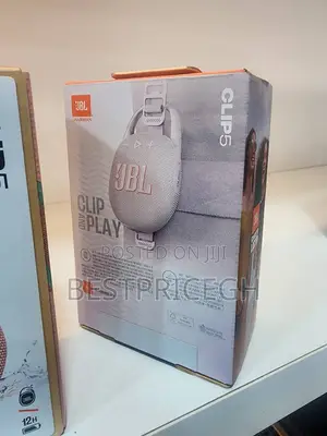 JBL Clip 5