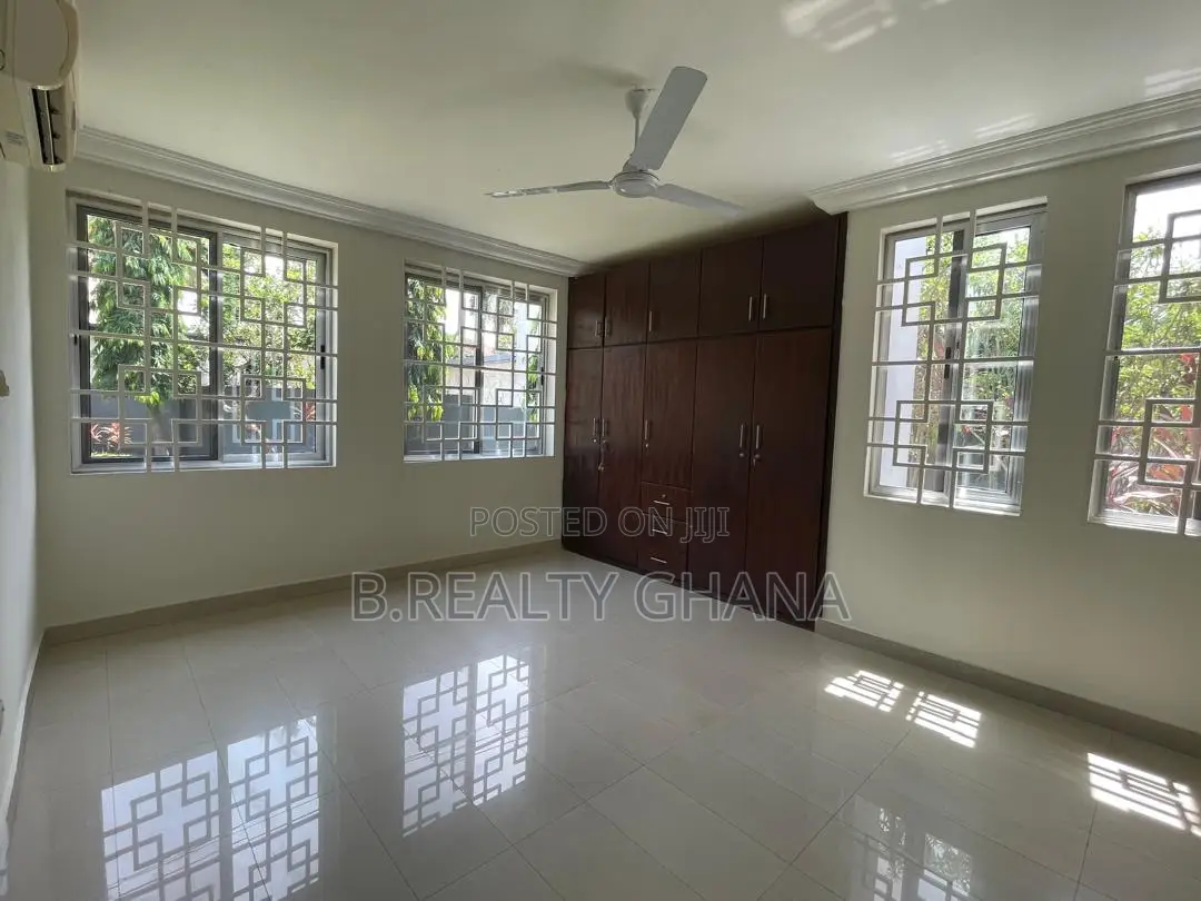4bdrm House in Labone for rent