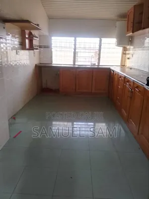 2bdrm Apartment in Starbite, Tema Metropolitan for rent
