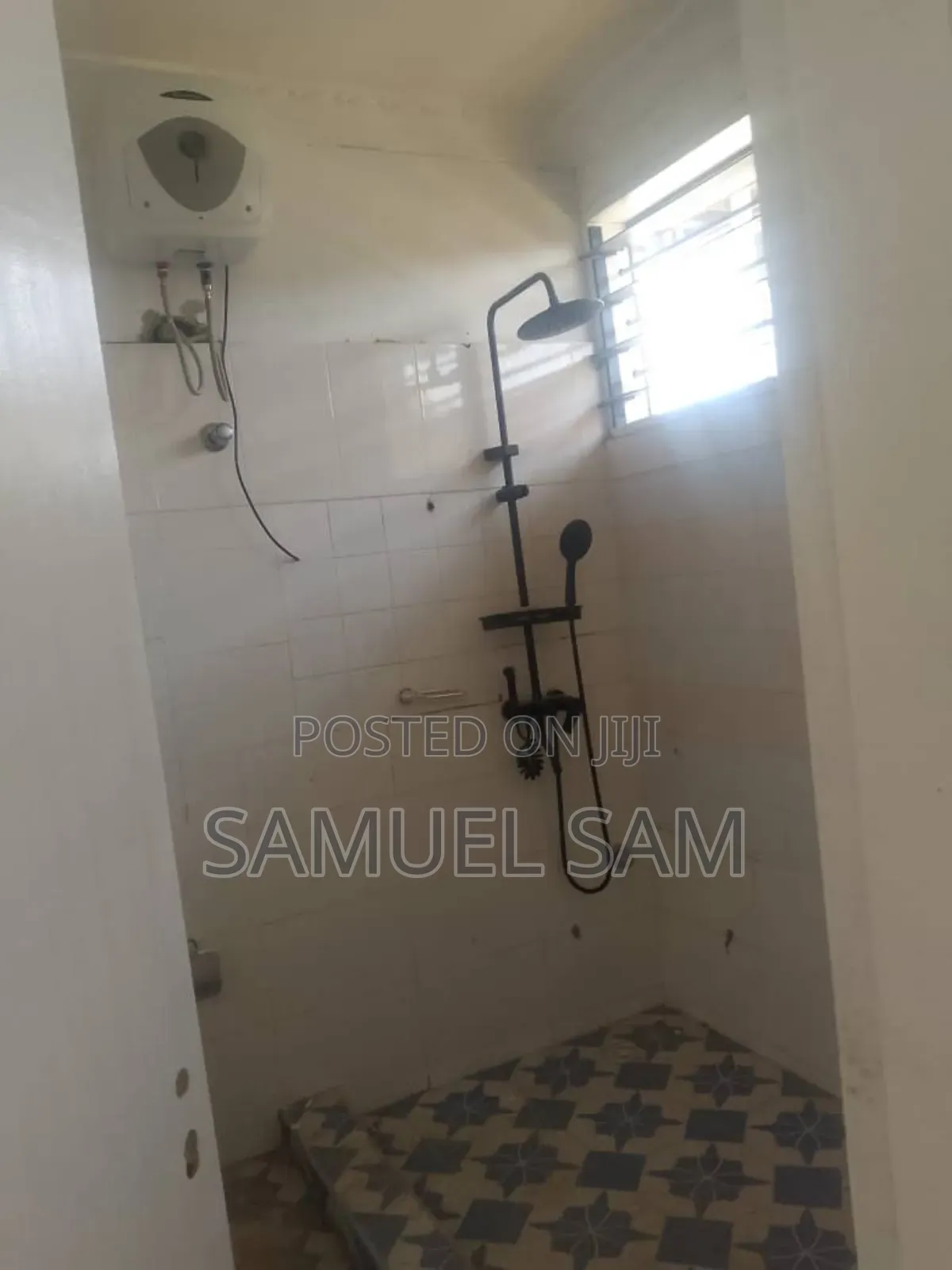 2bdrm Apartment in Starbite, Tema Metropolitan for rent