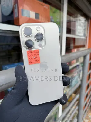Apple iPhone 15 Pro 128 GB Silver