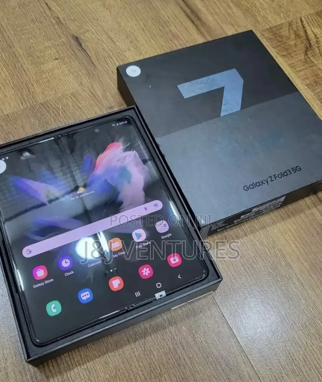 New Samsung Galaxy Z Fold 3 256 GB Black