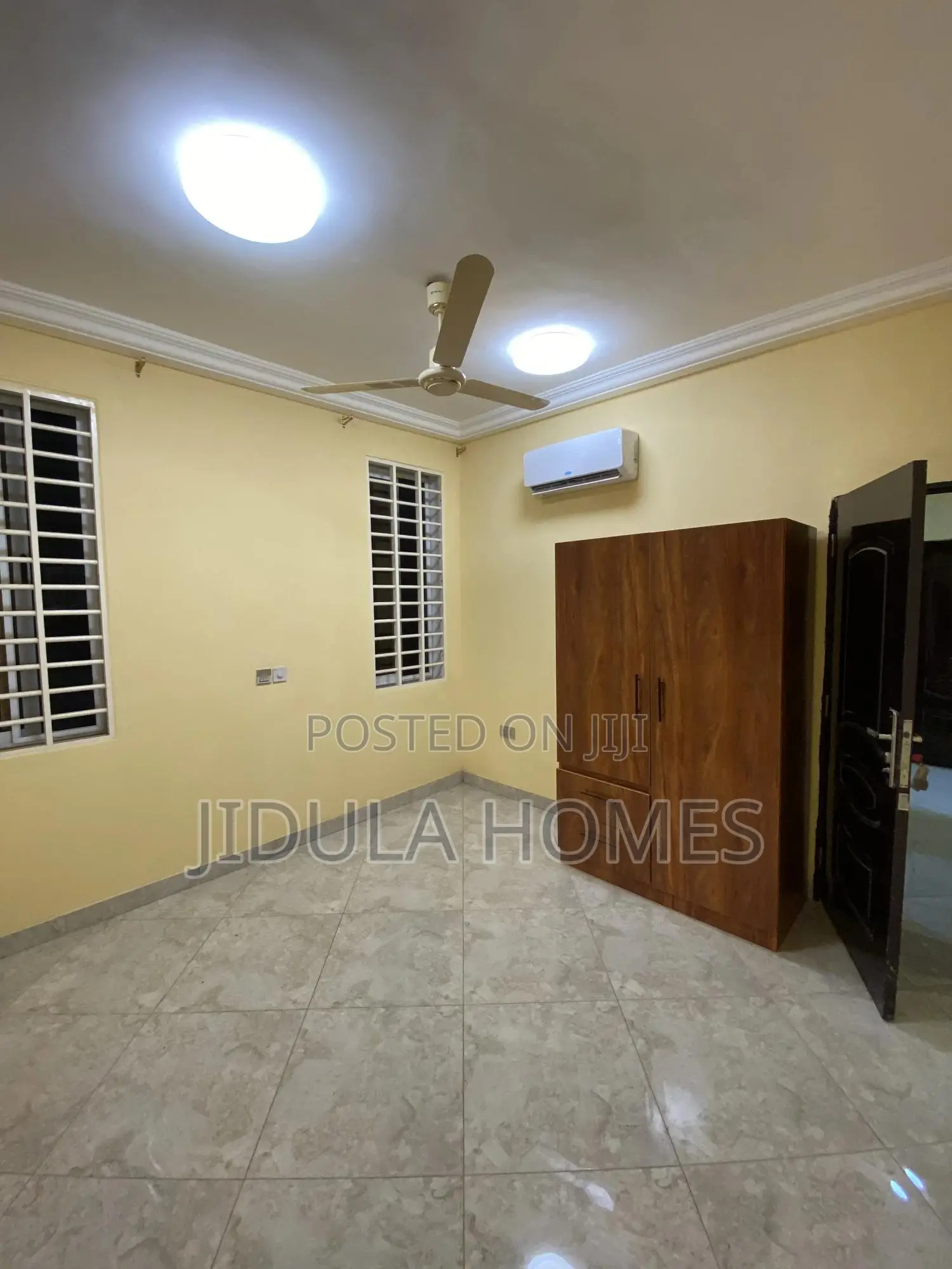2bdrm Apartment in Lakeside for rent