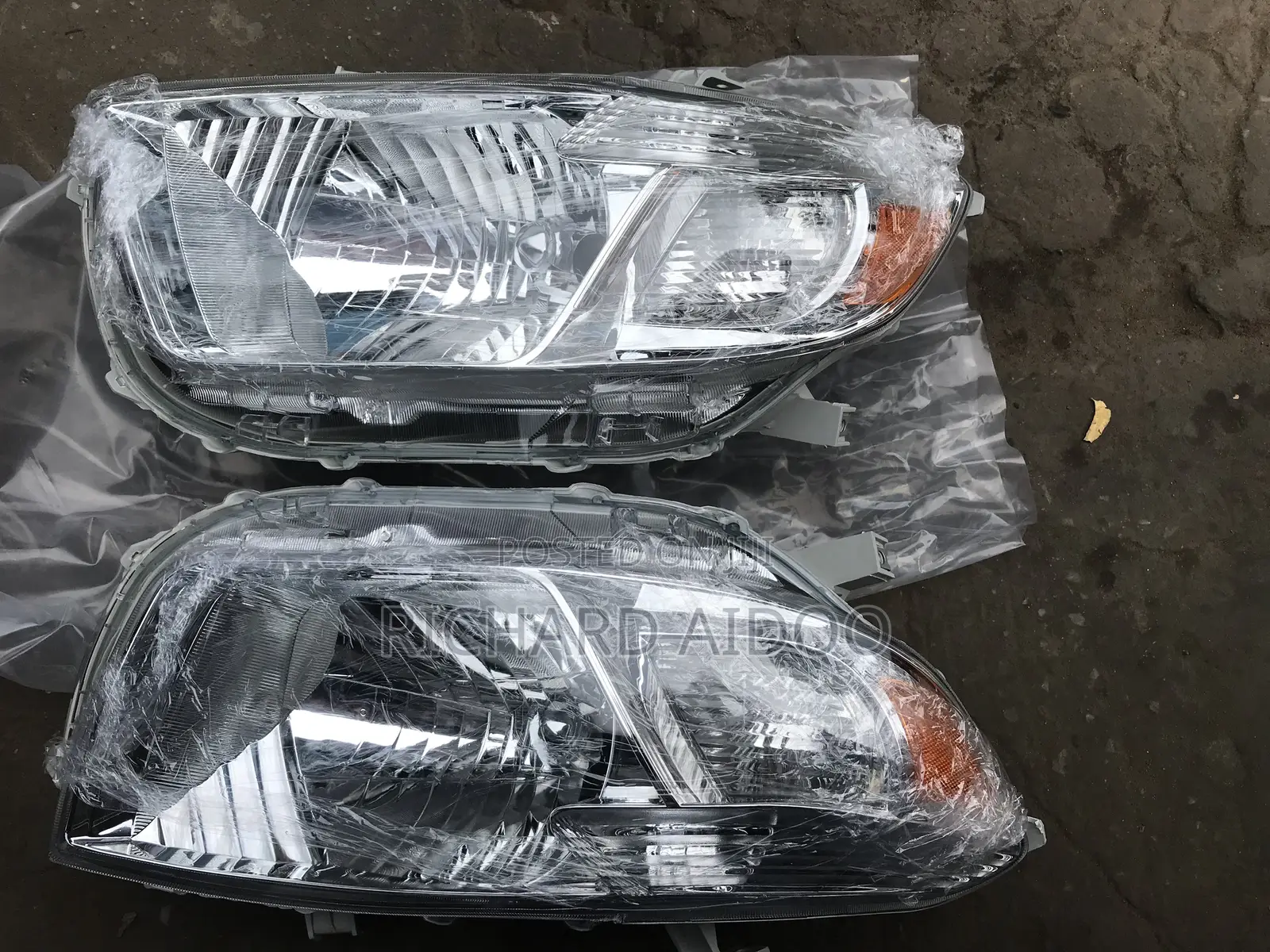 Toyota Highlander 2008/10 Headlight Available