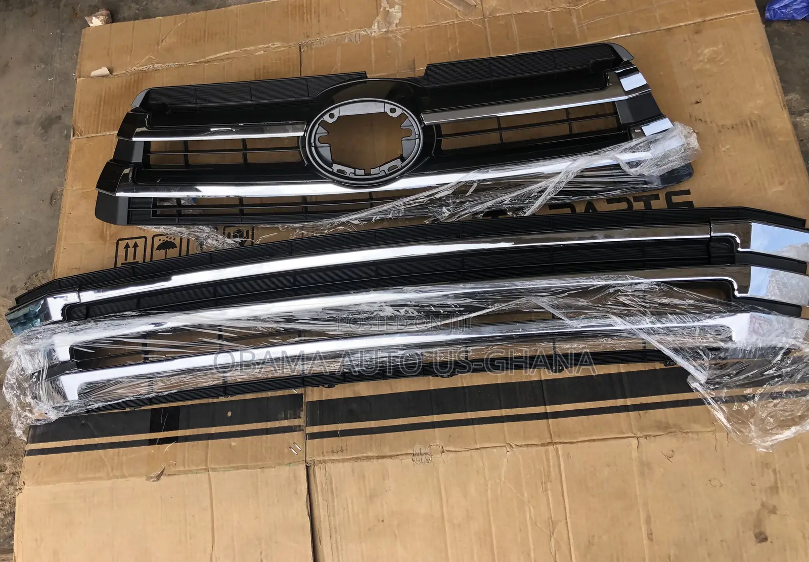 Highlander 2017 2018 2019 Top Upper Down Grille/Shells