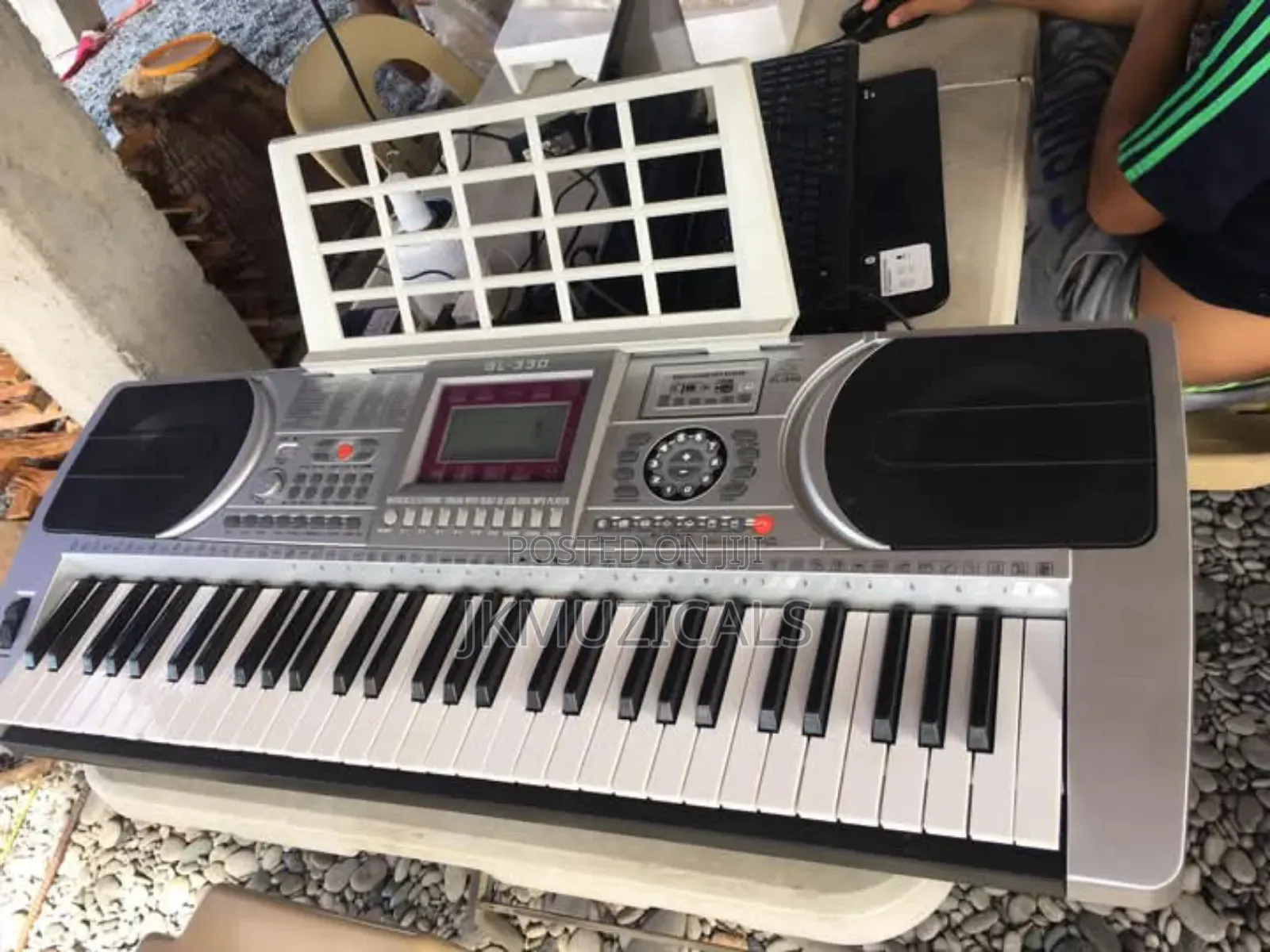 Keyboard_ Piano 61 Keys Organ- With Usb