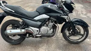 Suzuki Inazuma 2000 Black