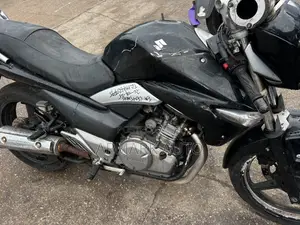 Suzuki Inazuma 2000 Black