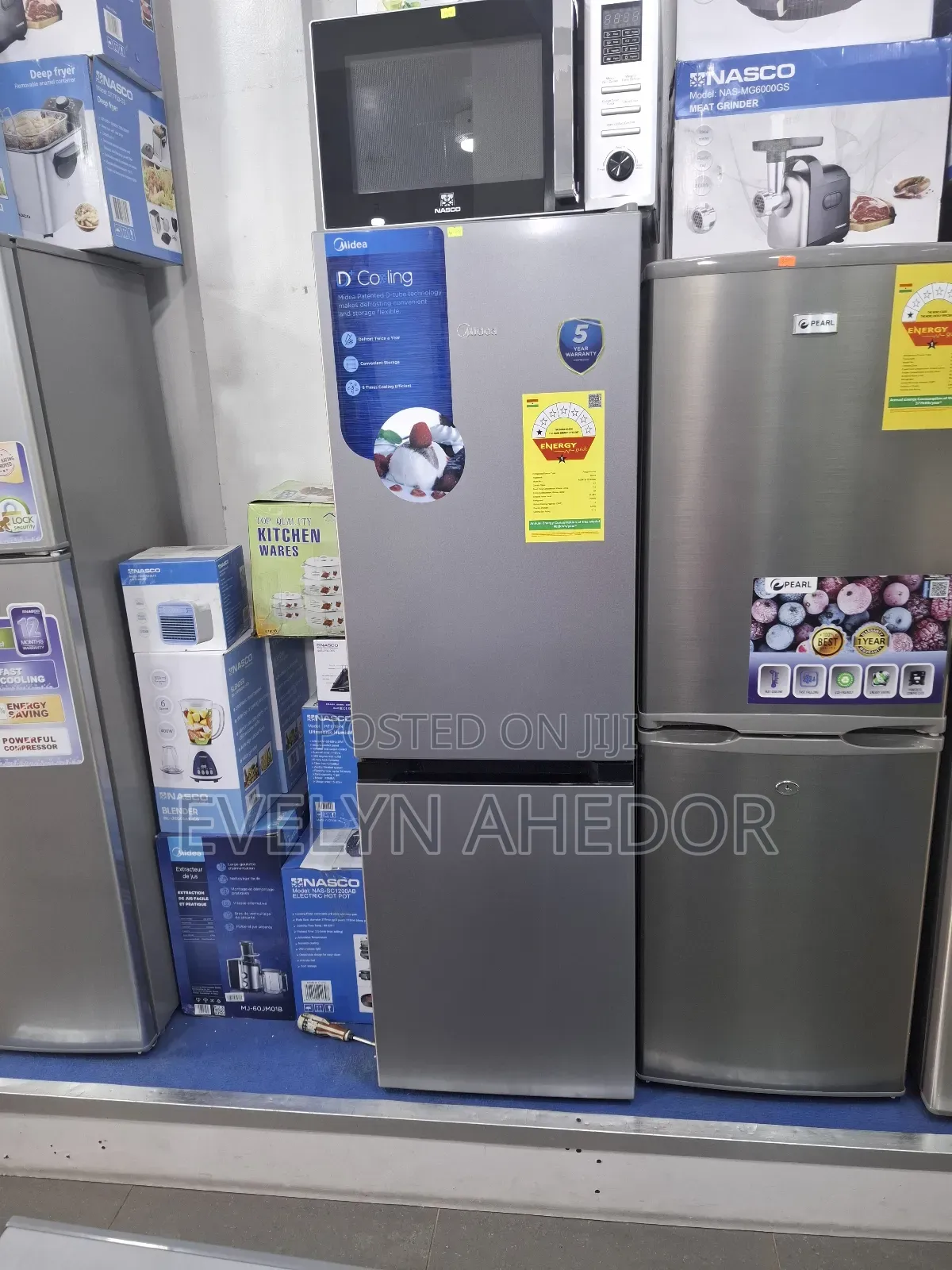 Convenient Storage Midea Fridge 174 Litres