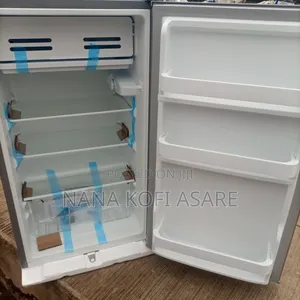 Sigma 93litres Table Top Refrigerator