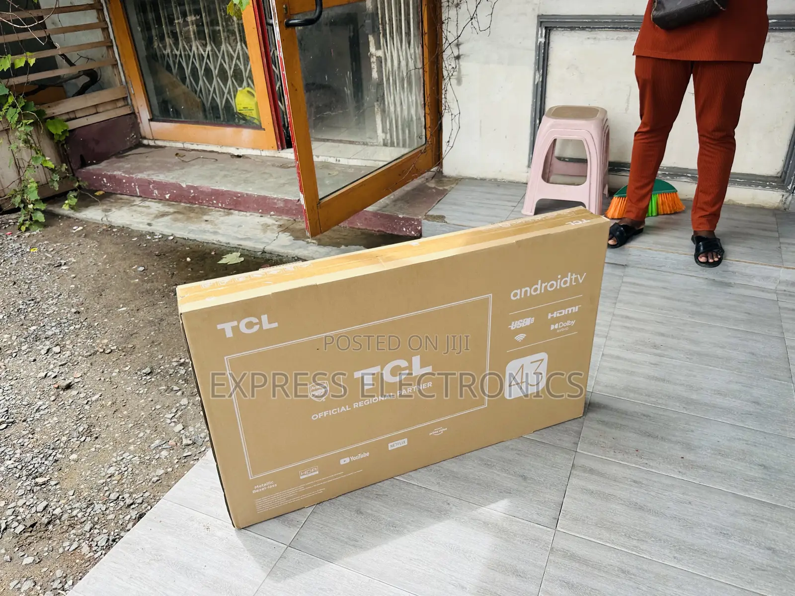 Available Now at Store 43s4500 FHD Smart TCL Tv